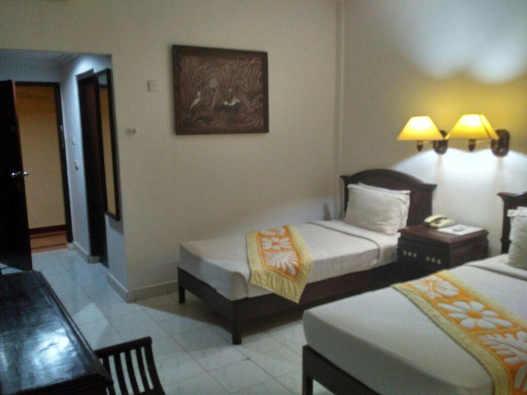 Bali Summer Hotel By Amerta Kuta Lombok Exterior foto