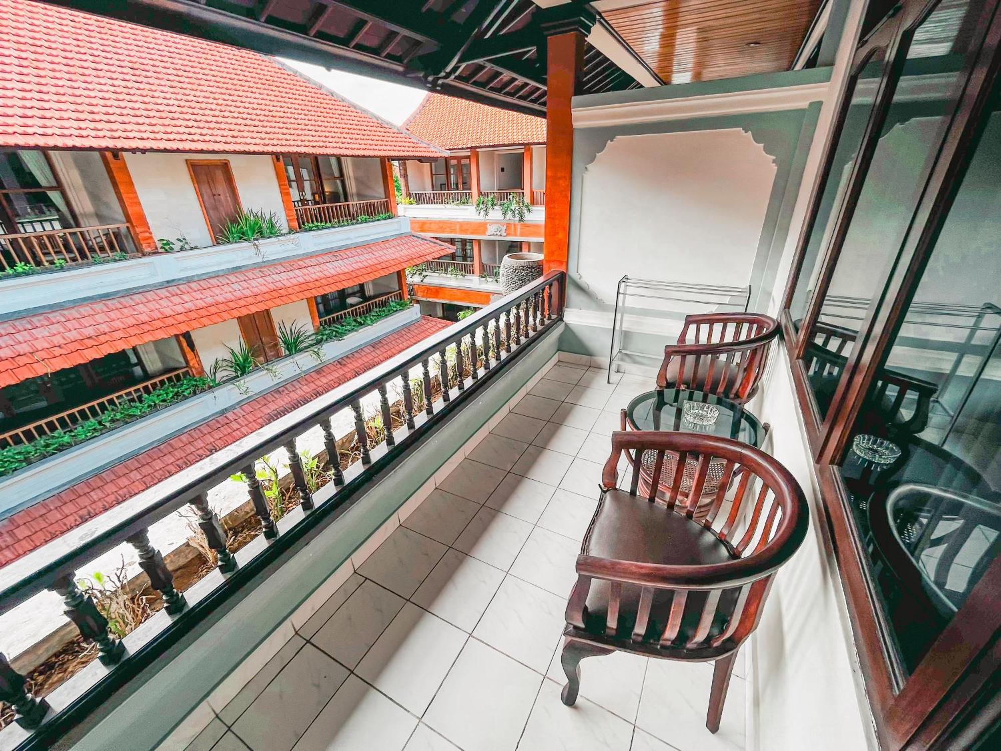 Bali Summer Hotel By Amerta Kuta Lombok Exterior foto
