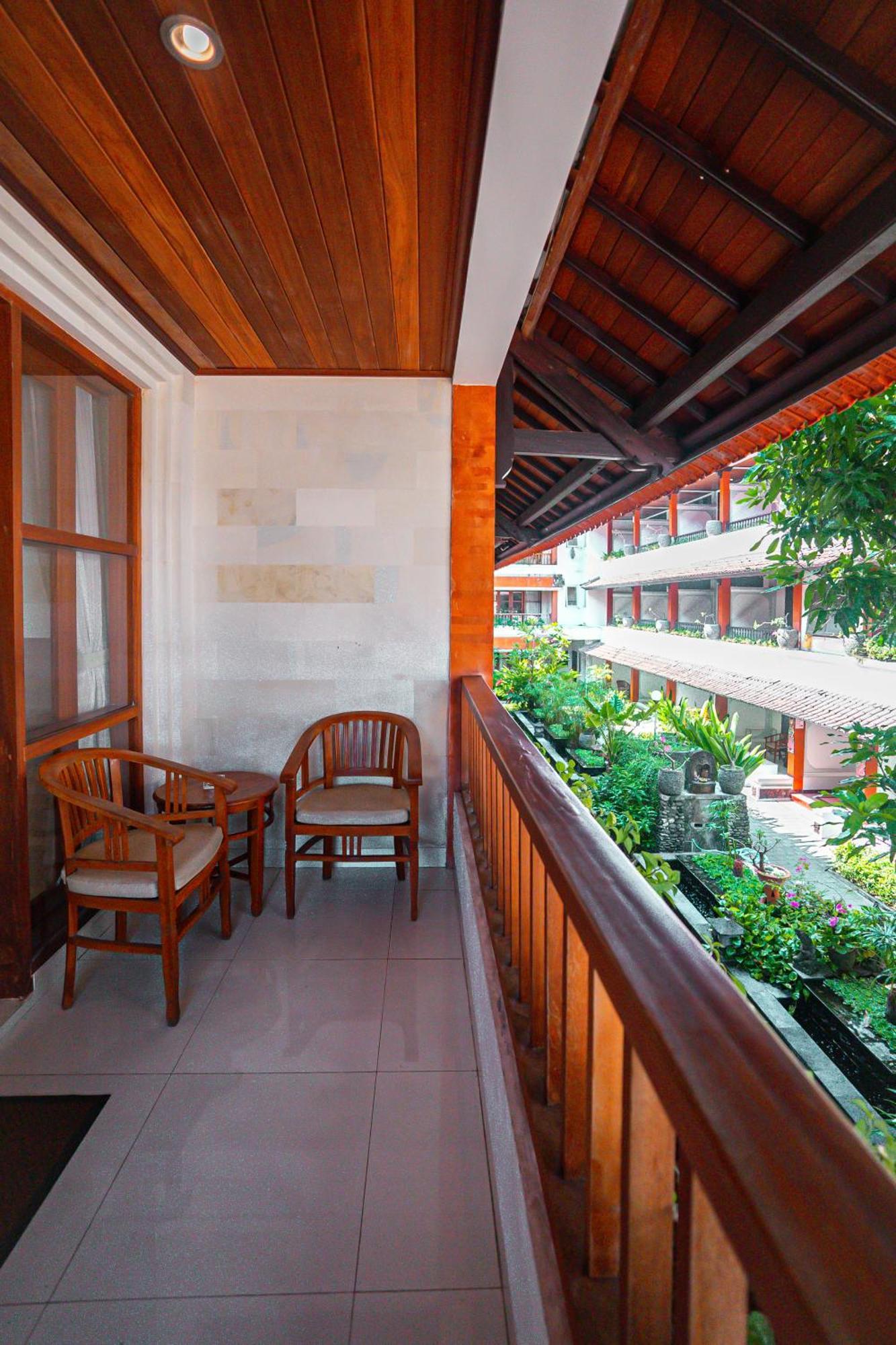 Bali Summer Hotel By Amerta Kuta Lombok Exterior foto